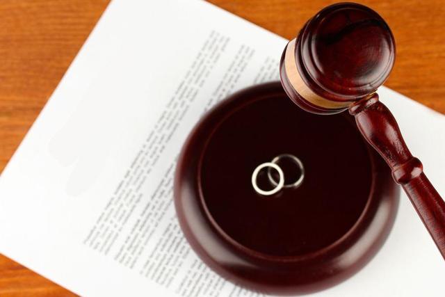 Развод в мировом суде: как подать иск, порядок расторжения брака, образец заявления, необходимые документы, особенности развод с детьми и без детей