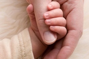 Усыновление ребенка: порядок, документы, образцы заявлений