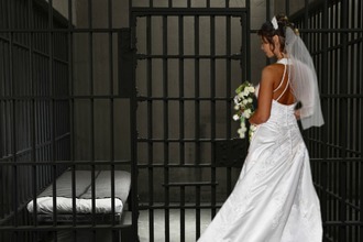 Как развестись, если муж сидит в тюрьме: документы для развода с осужденным, упрощенный порядок развода с заключенным в России