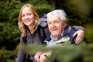 Приемная семья для пожилых людей, инвалидов: оформление договора, образцы заявлений, согласия