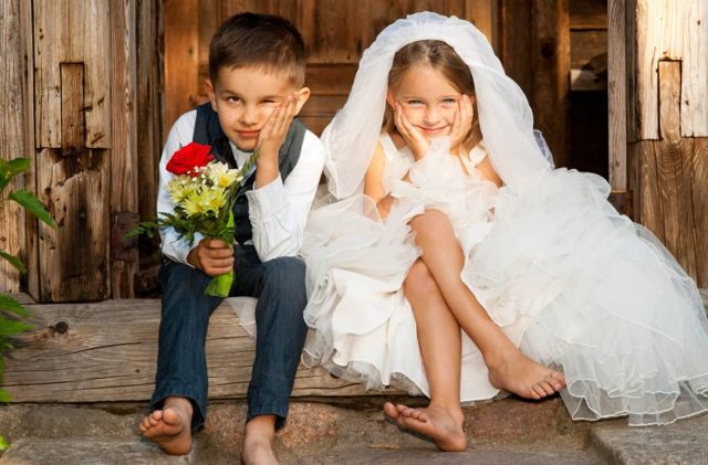 Брачный возраст в России: минимальный возраст, снижение возраста для вступления в брак, основание и порядок в РФ