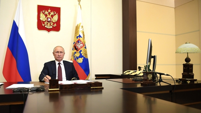 Президент рассказал о новых видах поддержки занятости в РФ