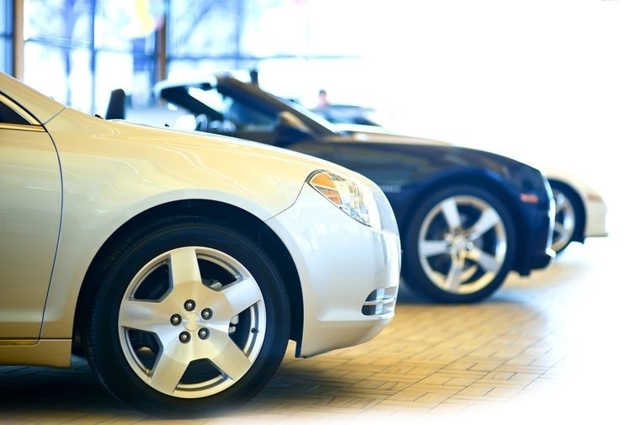 Продавать автомобили можно будет дистанционно, а программы автокредитования и лизинга расширят